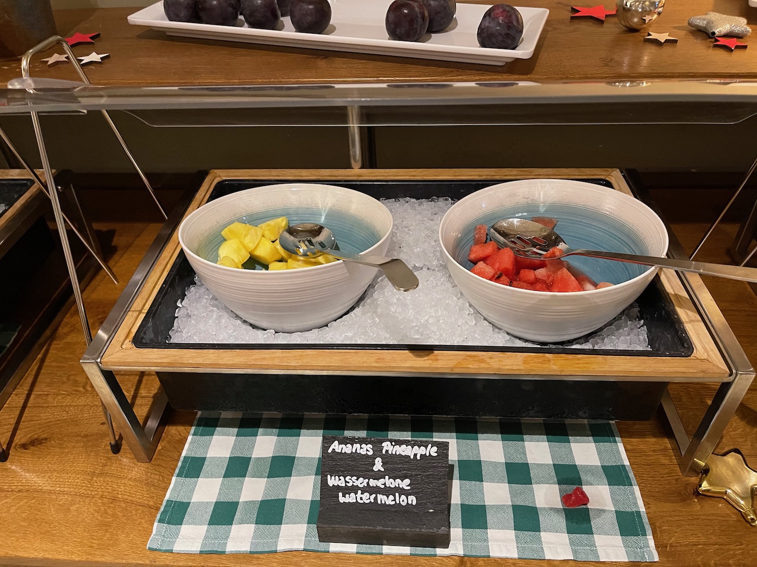 bowls of fruit in bowls on ice