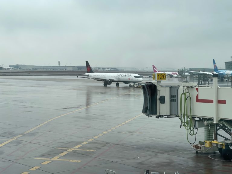 Review: Air Canada A321 Business Class - Live and Let's Fly