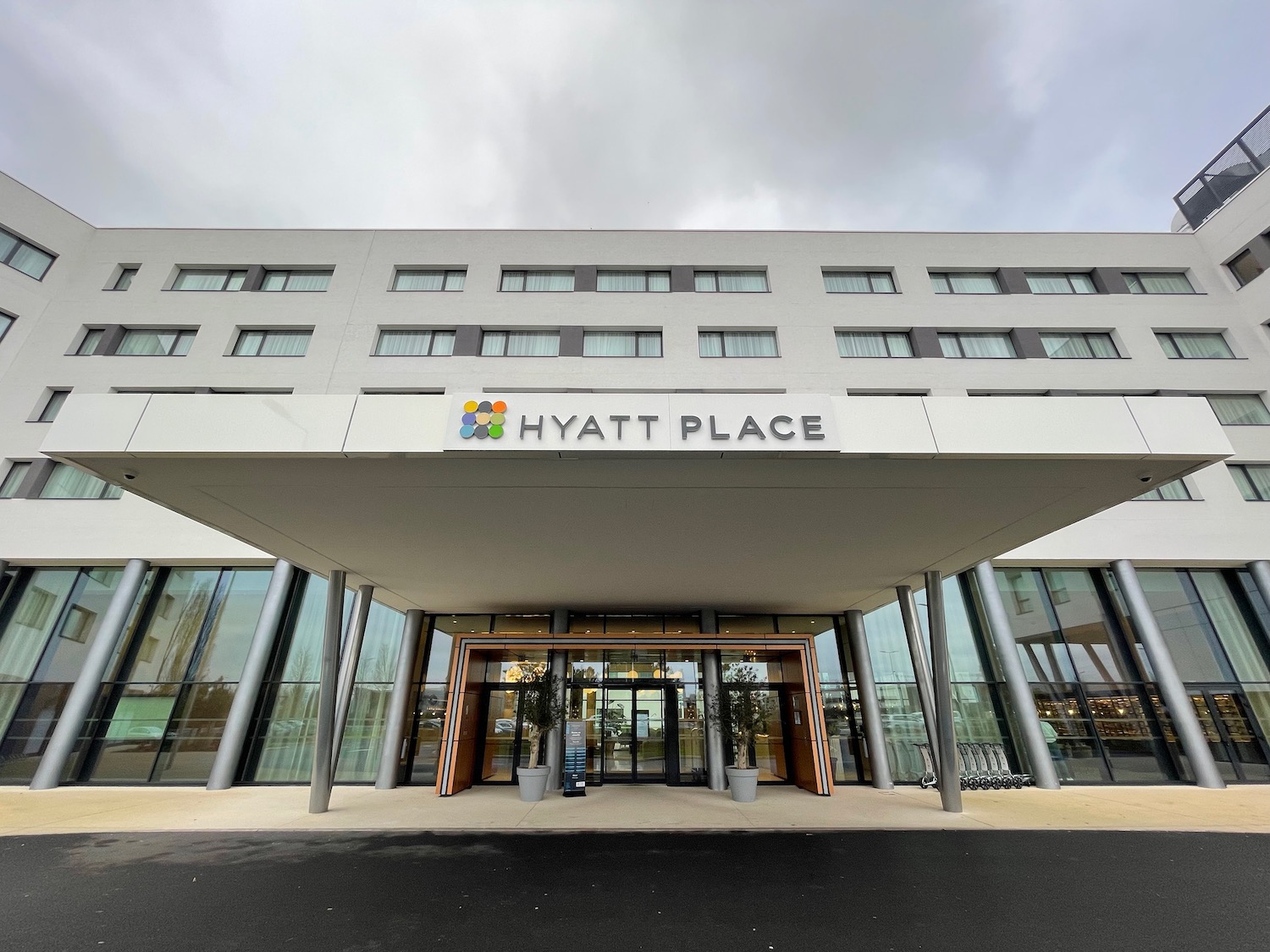 Modern Hotel Near Charles de Gaulle Airport  Hyatt Place Paris Charles de  Gaulle Airport