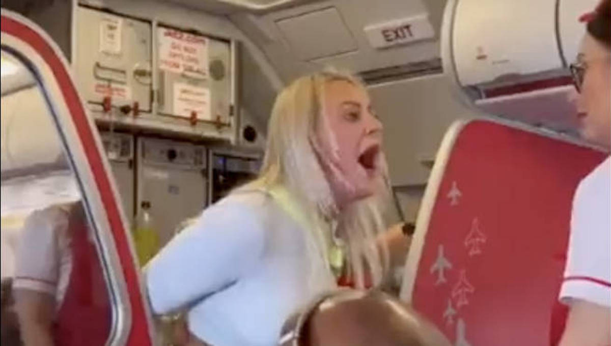 Woman Forced To Sit In Flight Attendant Jump Seat Due To Her Ostentatious  Breasts - Live and Let's Fly