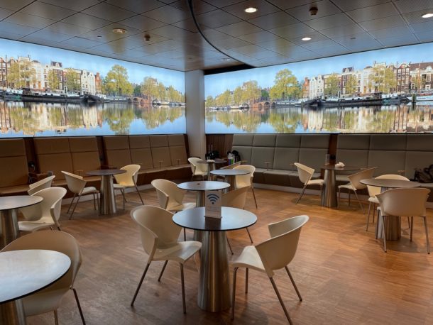 Review: KLM Crown Lounge 25 Amsterdam (Schengen) - Live and Let's Fly