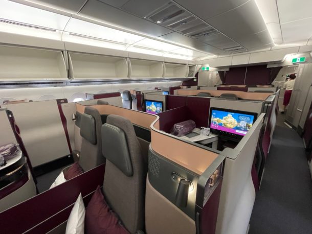 First Impressions: Qatar Airways A350-1000 Business Class - Live and ...