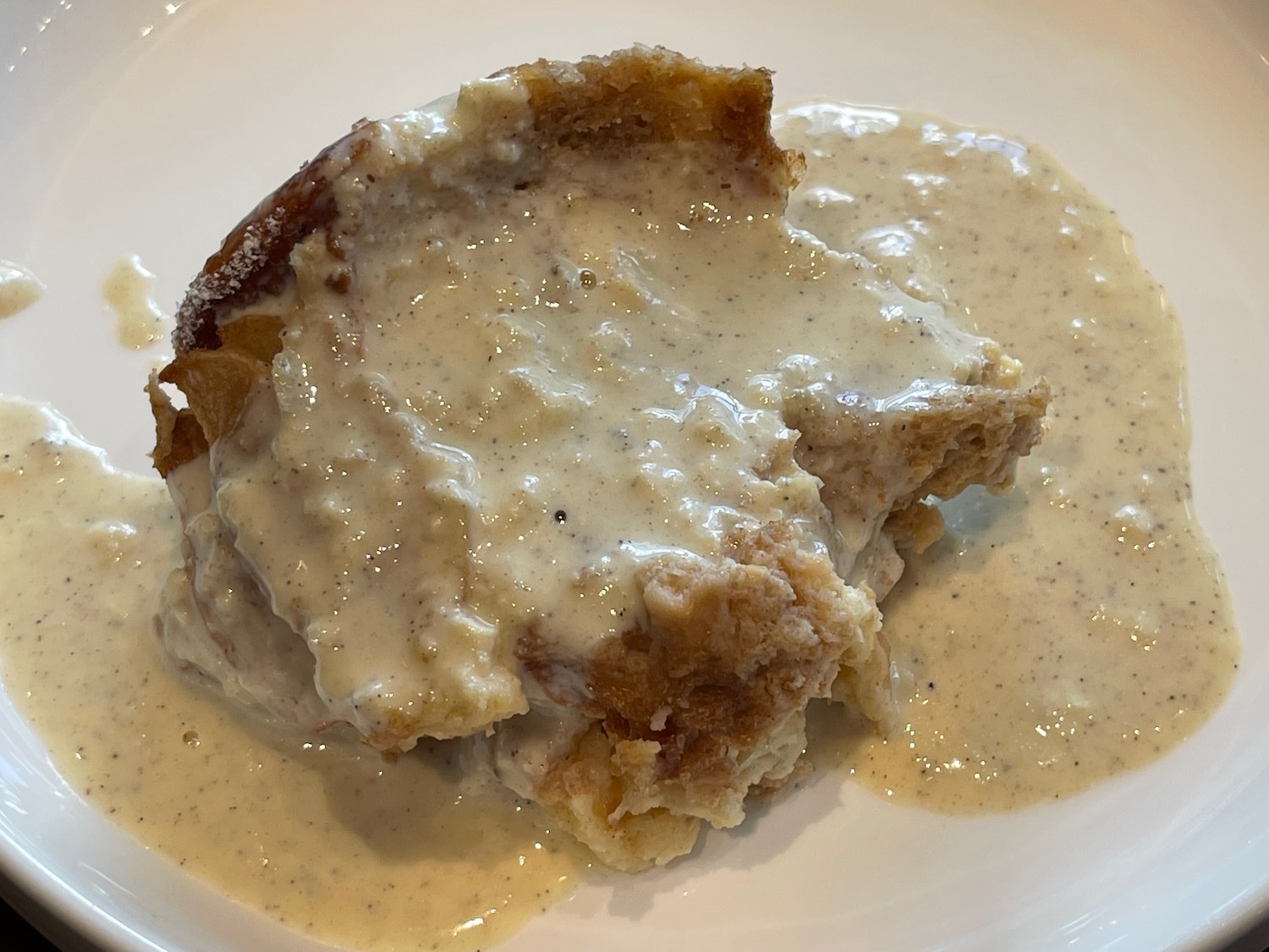 a plate of food with gravy