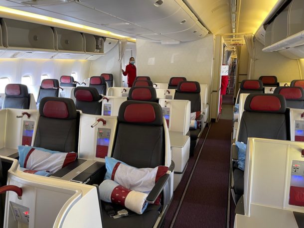 Review Austrian Airlines 777 200er Business Class Live And Lets Fly 