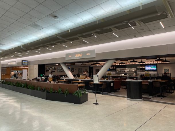 Review: Mustards Grill SFO (Priority Pass Restaurant) - Live and Let's Fly