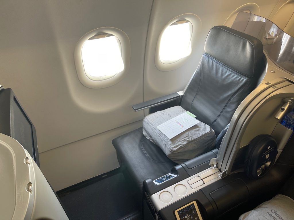 Review: JetBlue A321 Mint Business Class [2022] - Live and Let's Fly