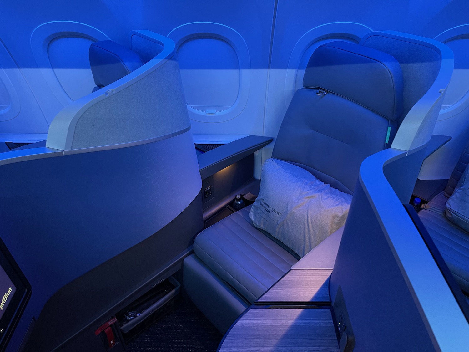 Review: JetBlue A321LR Mint Business Class New York &#8211; London &#8211; Live and Let&#039;s Fly JetBlue A321LR Mint Business Class Review 14