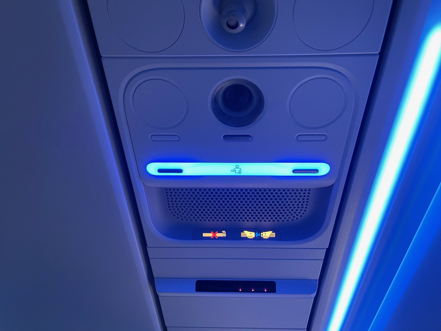 a blue light on a plane