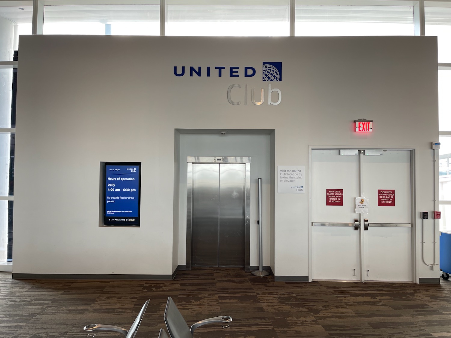 United Club is a sweet ride if you get the chance. - Review of