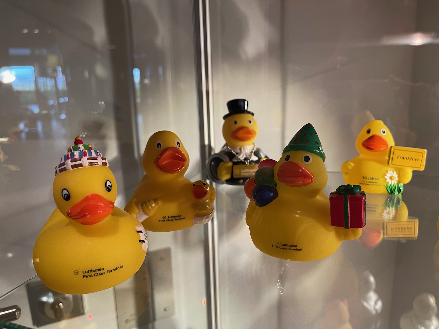 a group of yellow rubber ducks