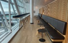 "New" Wingtips Lounge JFK Review