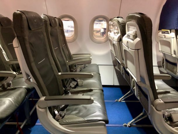 Review: Lufthansa A320ceo Business Class - Live and Let's Fly