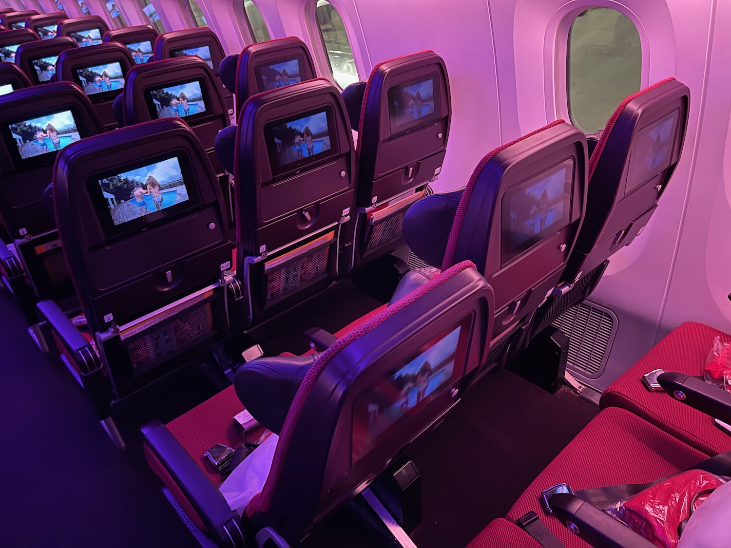 Virgin Atlantic: 9 inches, Play with yourself, Seating chart • Ads