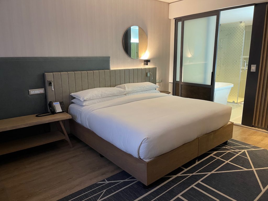 Review: Hyatt Regency Cape Town - Live and Let's Fly