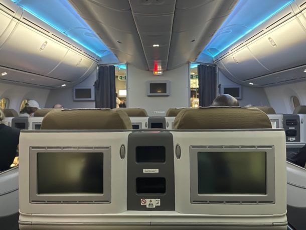 Review: Kenya Airways 787-8 Business Class Nairobi - New York - Live ...