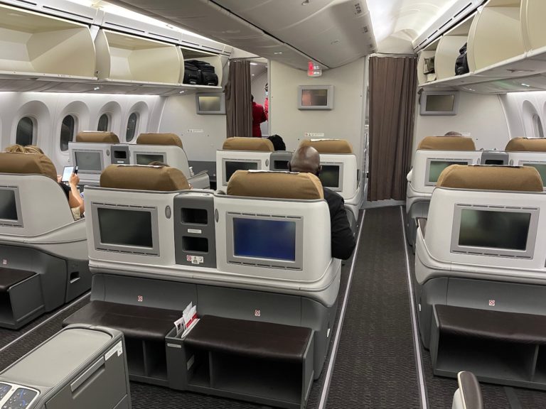 Review Kenya Airways 7878 Business Class Nairobi New York Live and Let's Fly