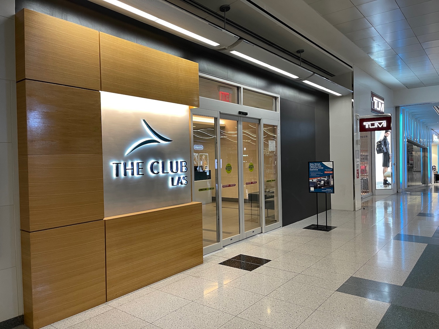 The Club LAS, Terminal 3 – The Club Airport Lounges