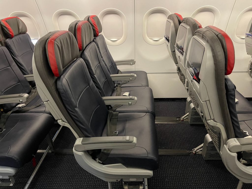 Review: American Airlines A321T Main Cabin Extra (JFK-LAX) - Live and ...