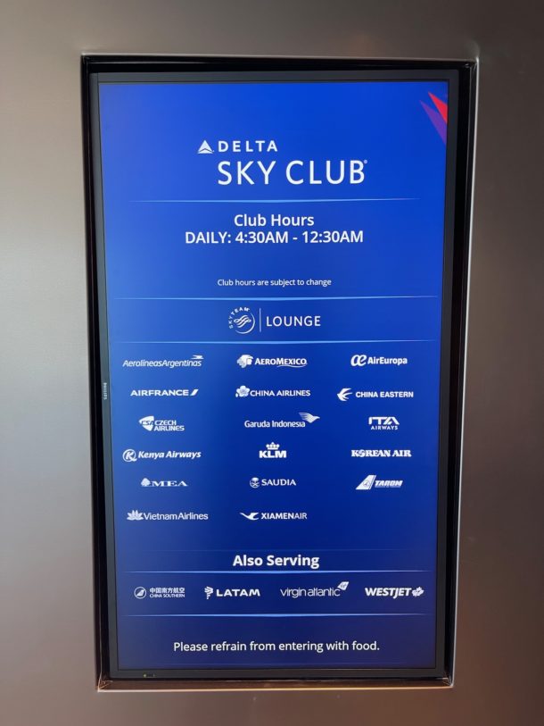 Review Delta Sky Club Los Angeles (LAX T3) Live and Let's Fly