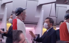 Man Threatens Singapore Flight Attendant