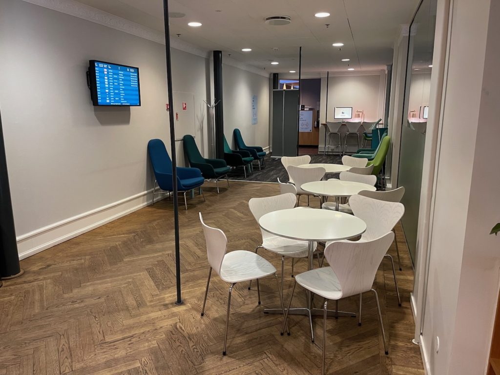 Review Aviator Apartment Business Lounge Copenhagen (CPH) Live and