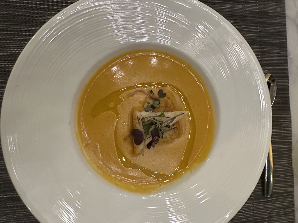 United Polaris lounge pumpkin soup