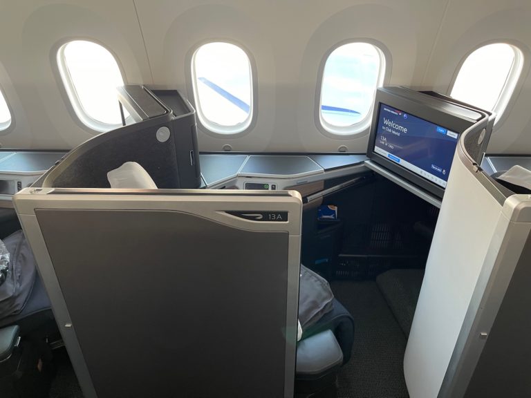 Review: British Airways 787-10 Business Class (Club Suite) - Live and ...