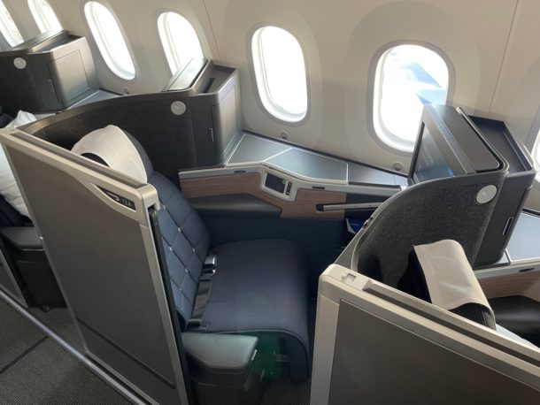 Review: British Airways 787-10 Business Class (Club Suite) - Live and ...