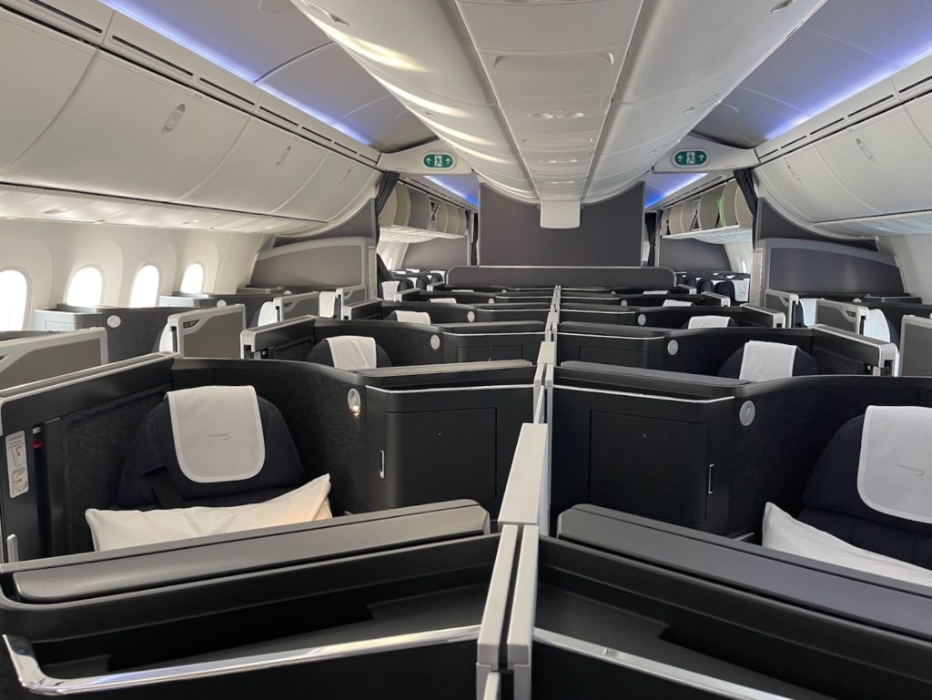 Review: British Airways 787-10 Business Class (Club Suite) - Live and ...