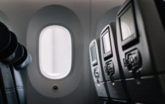 https://liveandletsfly.com/wp-content/uploads/2023/01/Empty-Middle-Seat-237x150.jpg