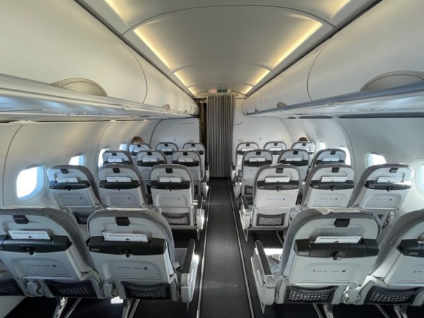 Review: Finnair A321 Business Class Copenhagen - Helsinki - Live and ...