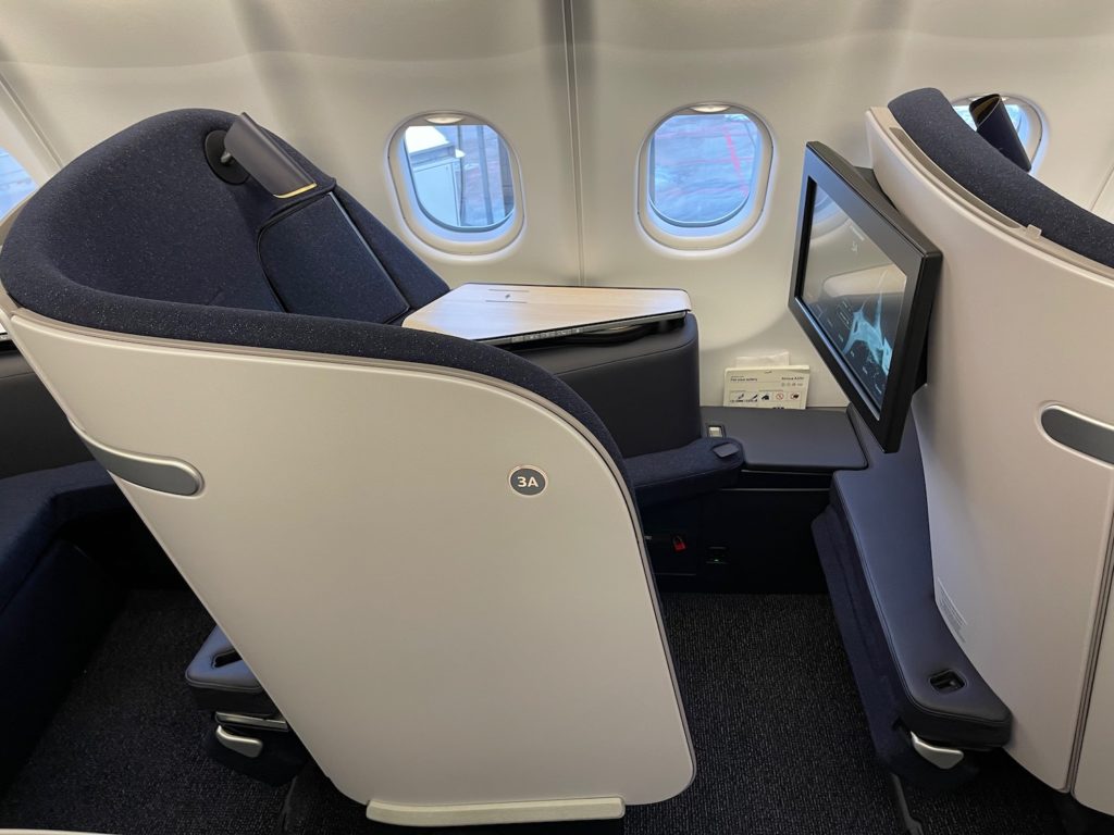 Review: Finnair A330-300 Business Class (new Seat) - Live And Let's Fly