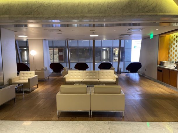 Review: Qantas International First Lounge Los Angeles (LAX) - Live And ...