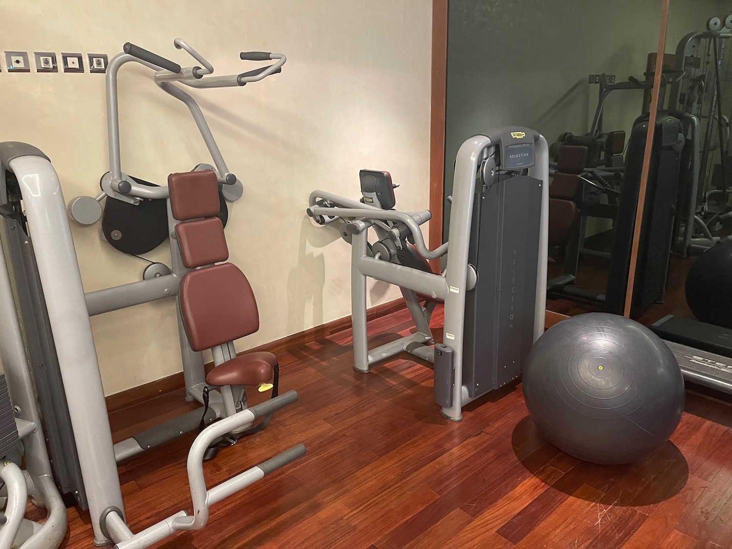 a gym equipment in a room