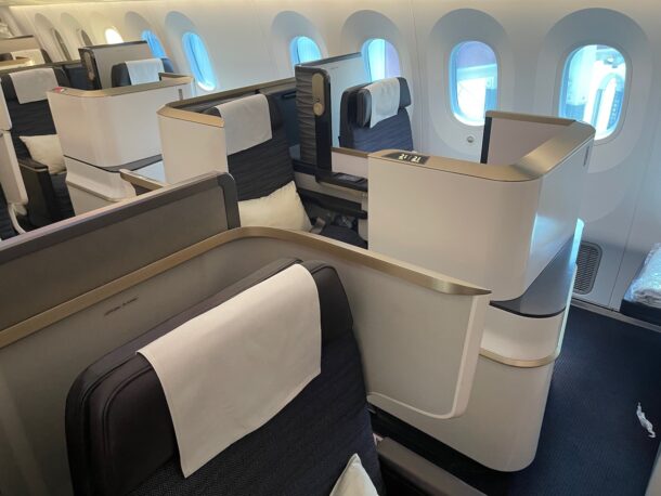 Review: Gulf Air 787-9 Business Class - Live and Let's Fly