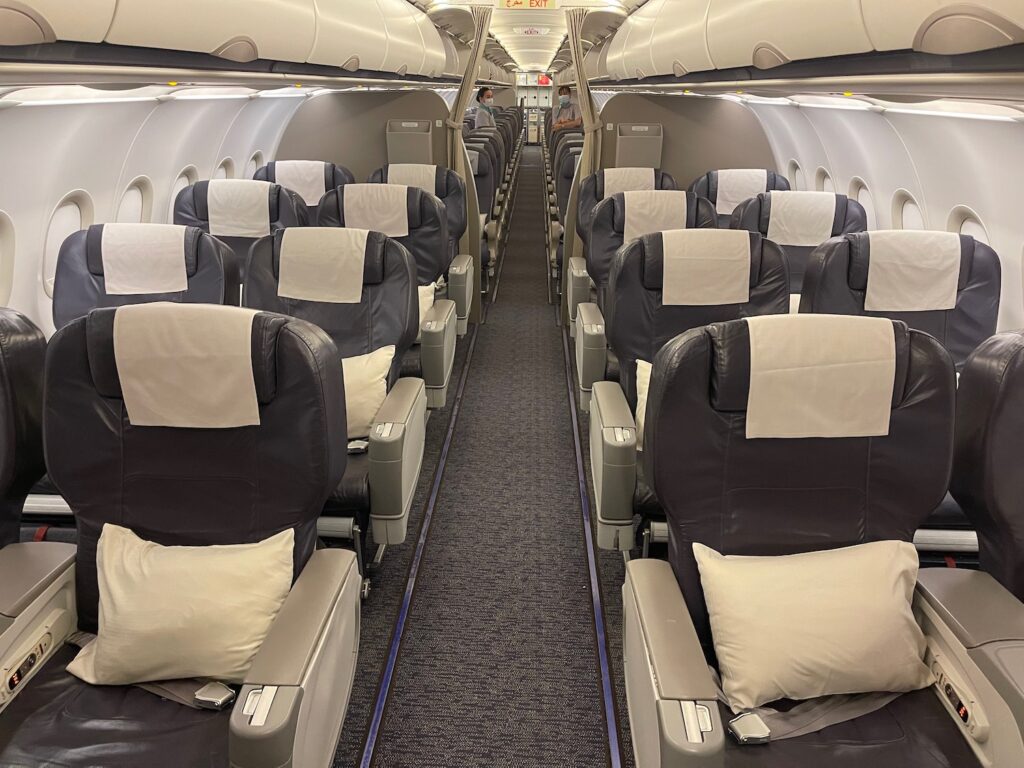 Review: Gulf Air A320-200 Business Class - Live and Let's Fly