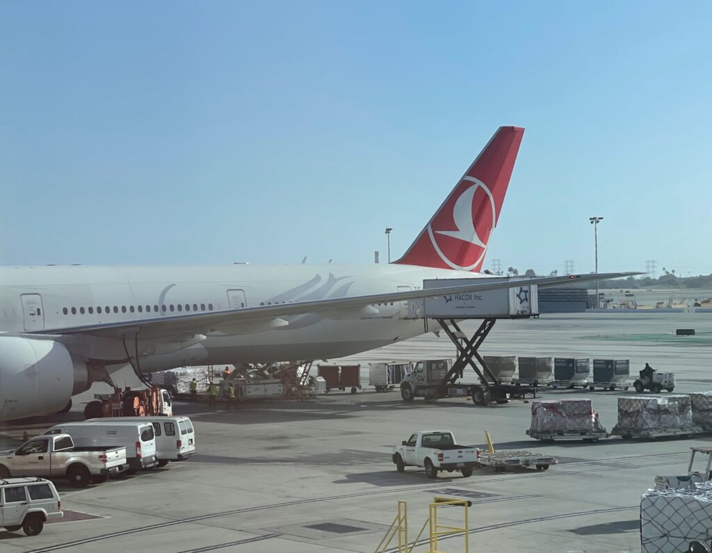Review Turkish Airlines 777 Business Class Los Angeles Istanbul