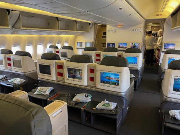 Review: Turkish Airlines 777 Business Class Los Angeles - Istanbul ...