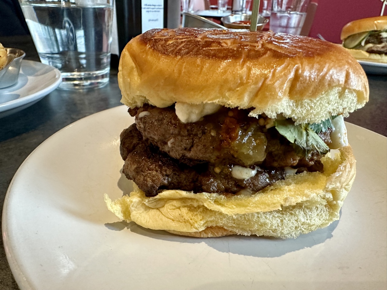 Ghost Burger La Hamburguesa