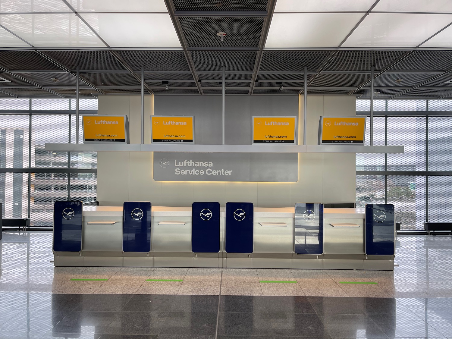 Lufthansa Ticket Counter Horror Story - Live and Let's Fly