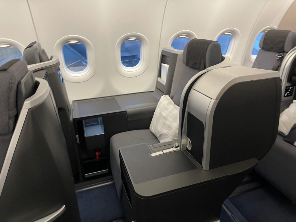 Review: SAS A321LR Business Class - Live and Let's Fly