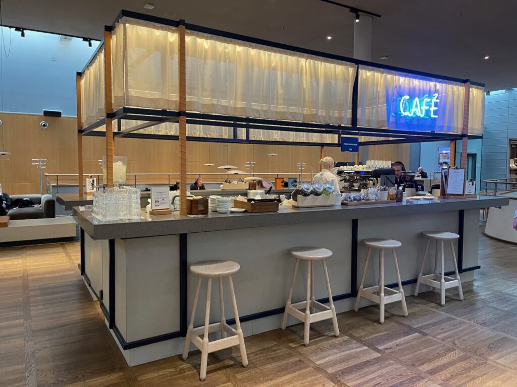 Review: SAS Gold Lounge Copenhagen (CPH) - Live and Let's Fly