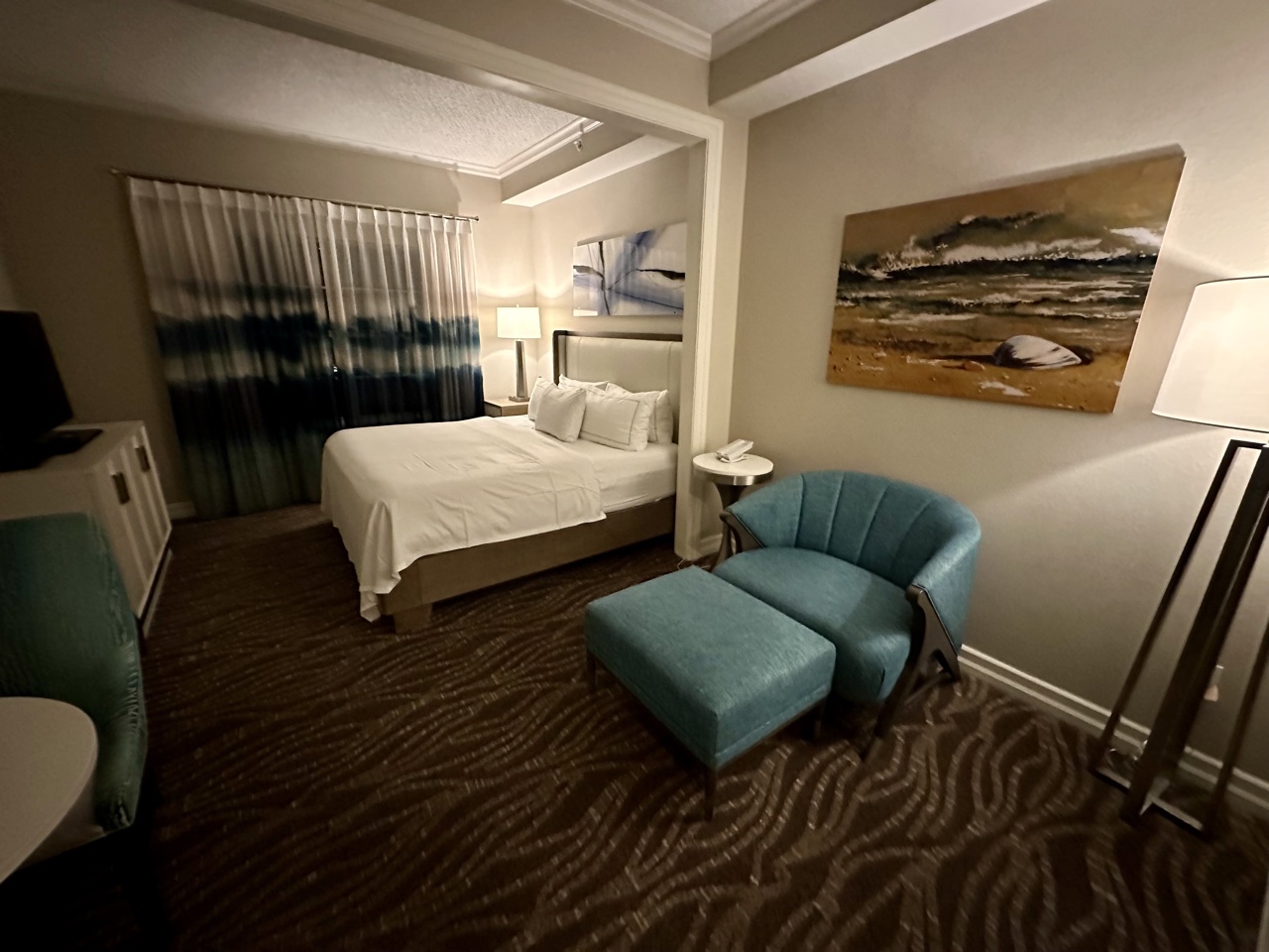 hilton grand vacations seaworld orlando studio wide shot