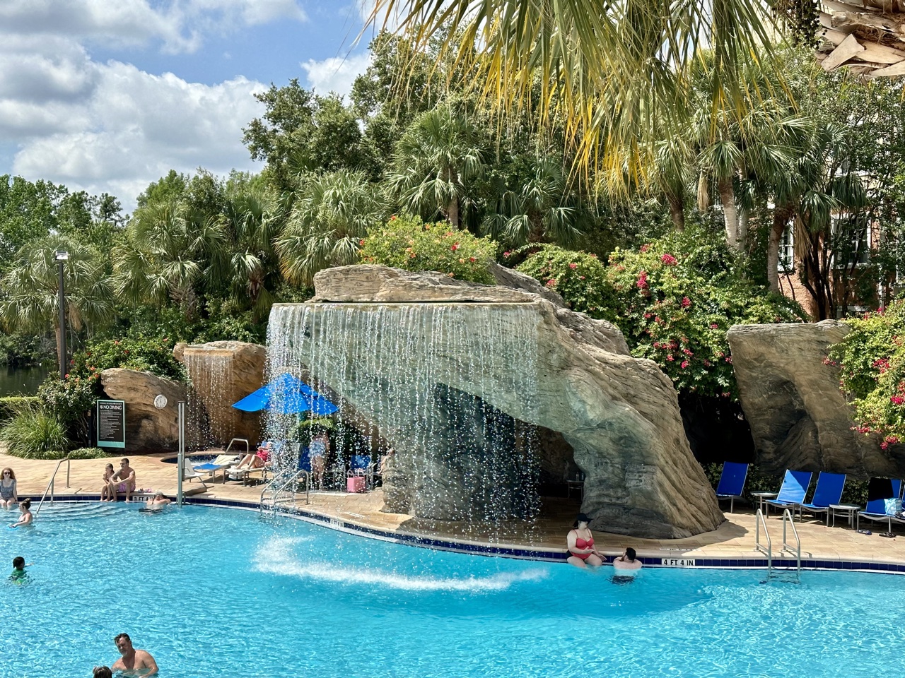 hilton grand vacations seaworld orlando waterfall