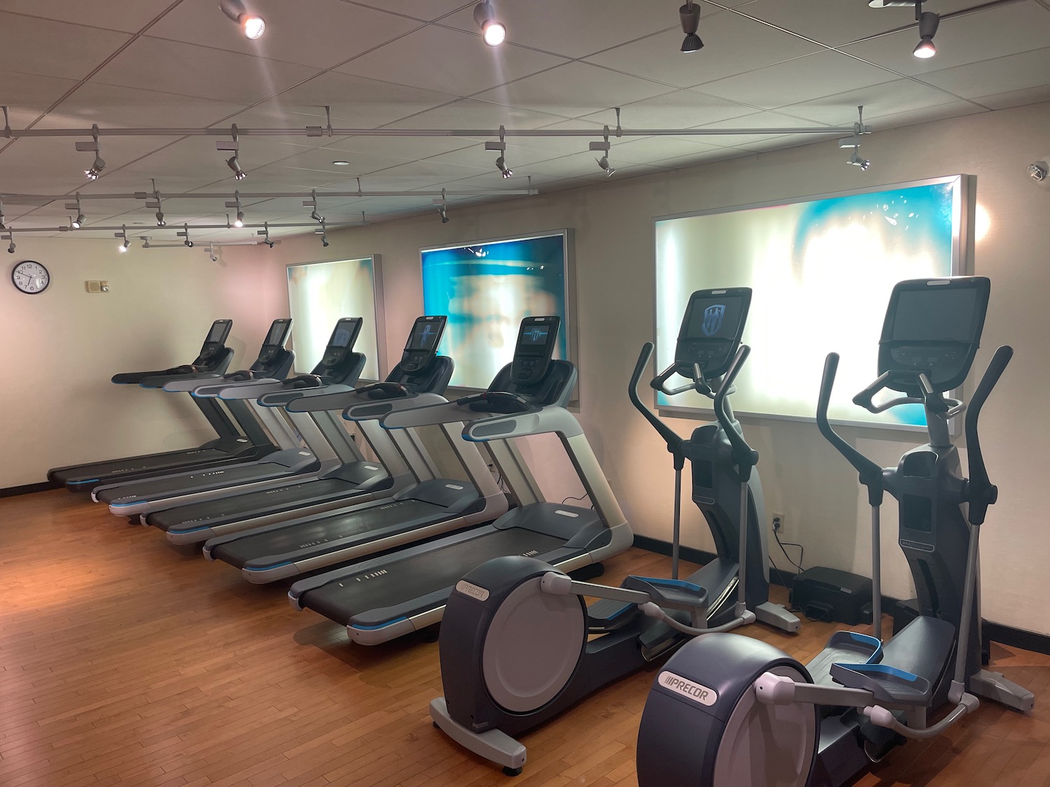 a room with exercise machines