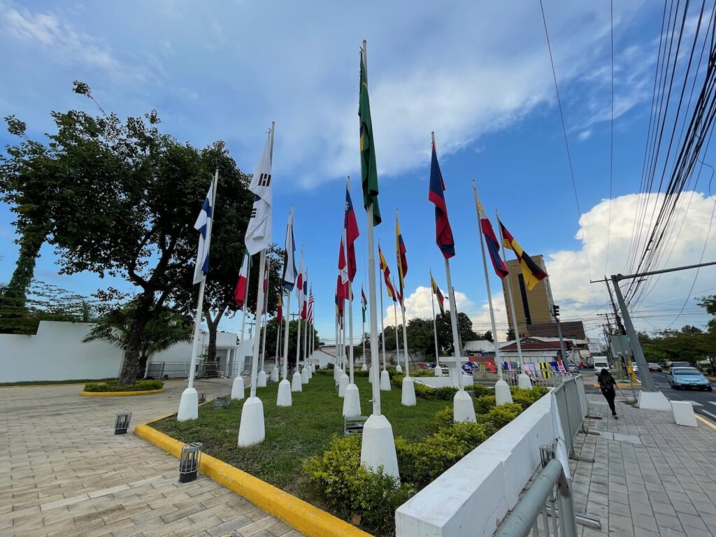 Photo Essay: San Pedro Sula, Honduras - Live and Let's Fly