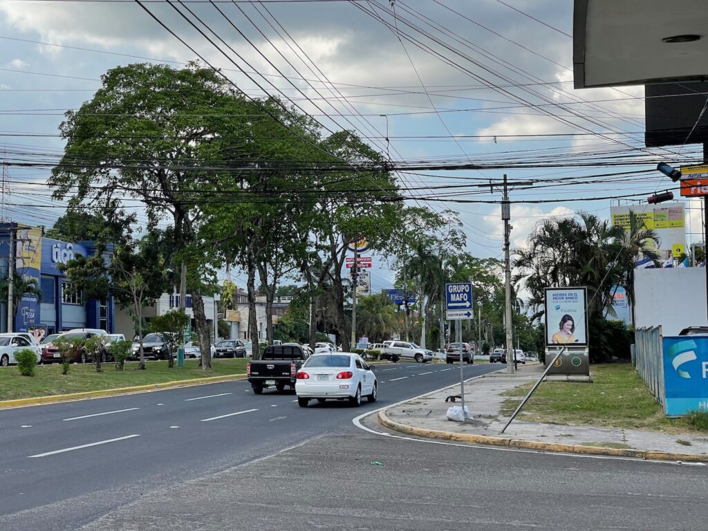 Photo Essay: San Pedro Sula, Honduras - Live and Let's Fly