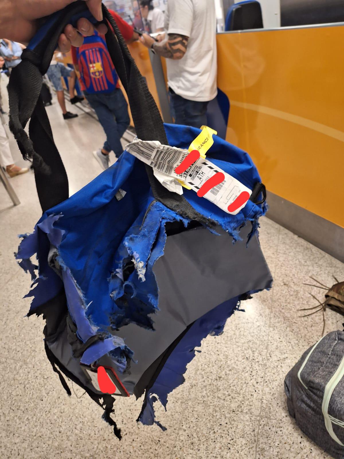 Air france damaged store baggage claim