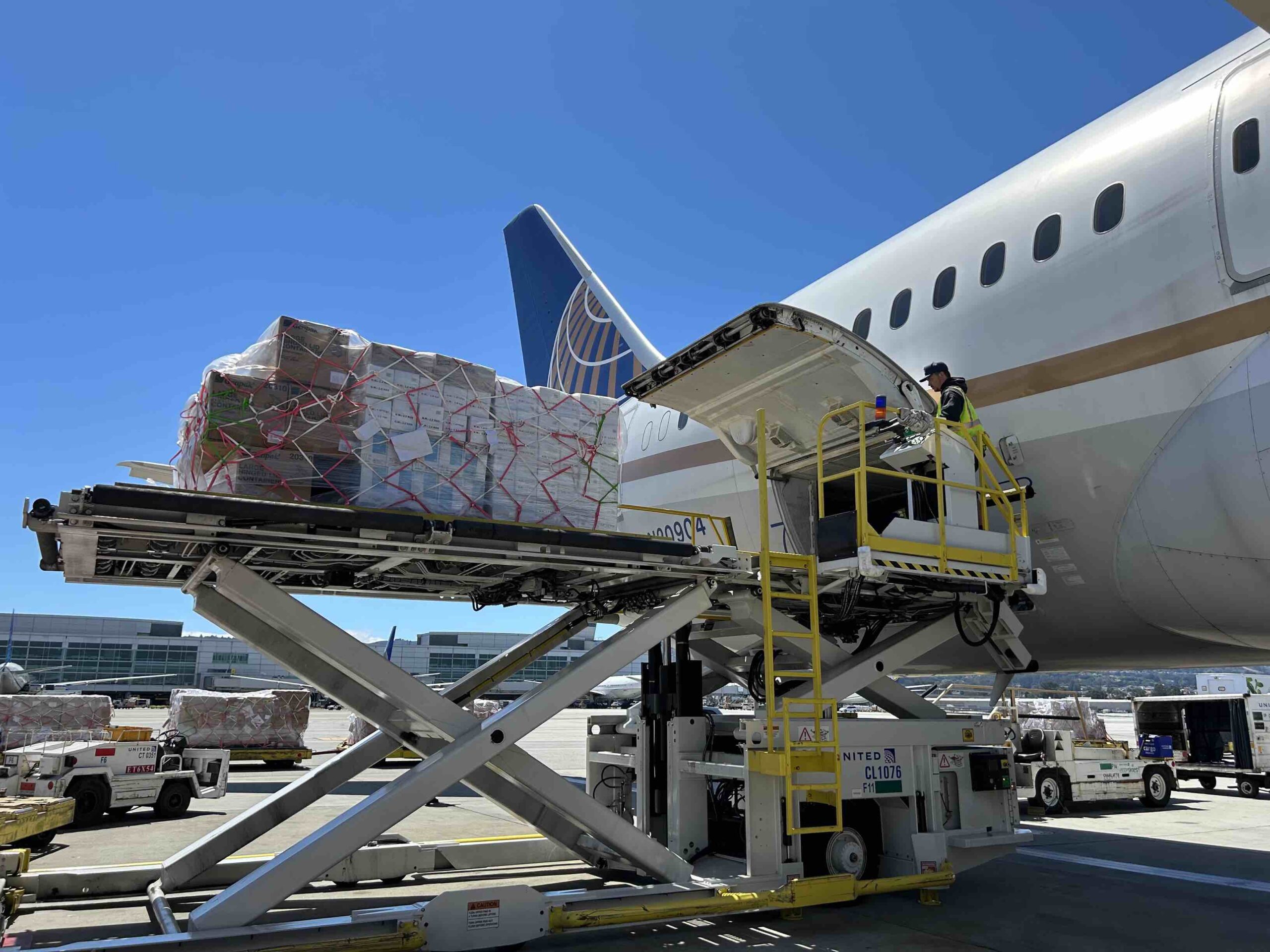 United Airlines envía aviones de fuselaje ancho a Maui como parte de los esfuerzos de ayuda