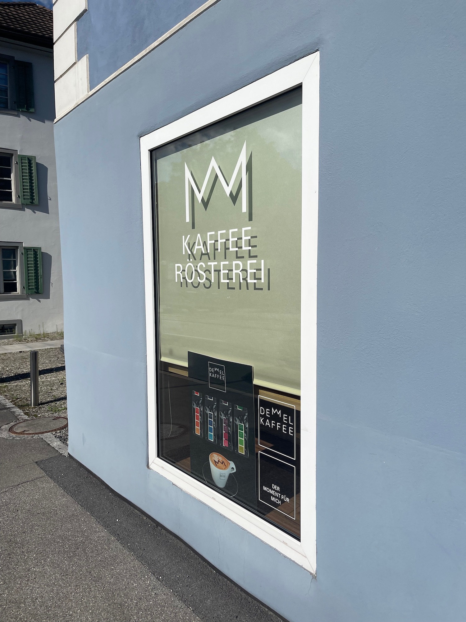 Nice Espresso In Lichtenstein - Dwell and Let's Fly | Digital Noch Digital Noch